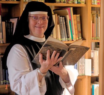 sr-anastasia image sr-anastasia Zisterziensterinnenabtei Mariastern | Menschen