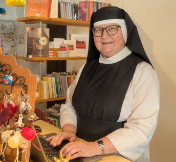 sr-%20franziska image sr-%20franziska Zisterziensterinnenabtei Mariastern | Menschen