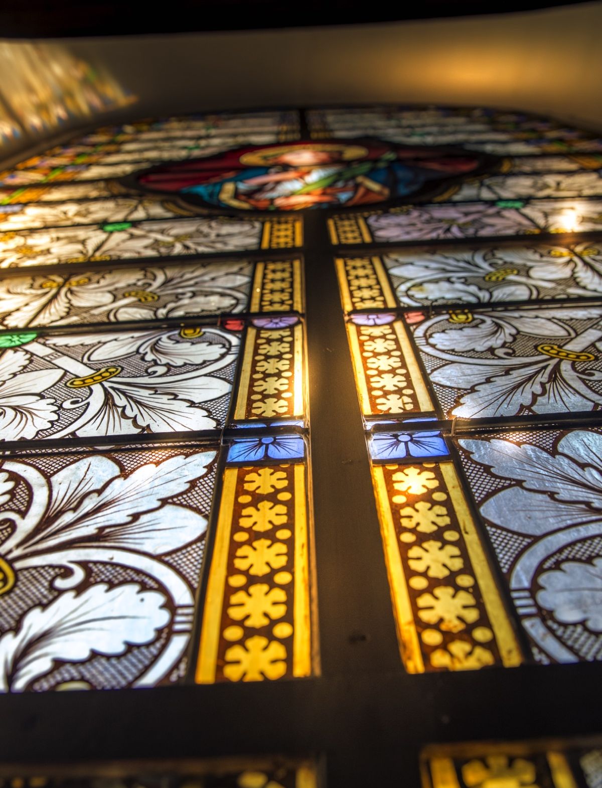 mariastern-kirchenfenster image mariastern-kirchenfenster Zisterziensterinnenabtei Mariastern | über uns