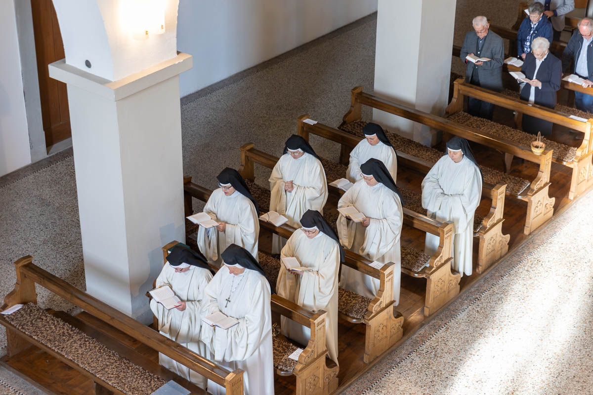 518A7072-2 Zisterziensterinnenabtei Mariastern | Benediktusregel