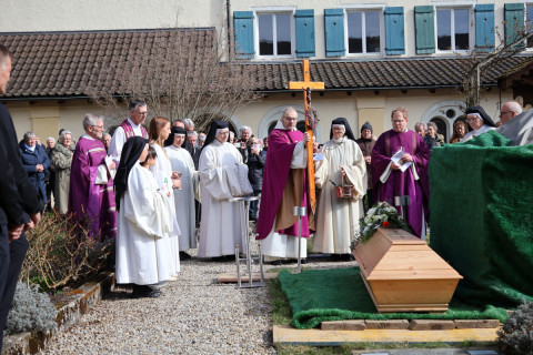 Auf dem Klosterfriedhof