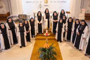 3b631ad7 Zisterziensterinnenabtei Mariastern | M&uuml;tterGebete-Kurse