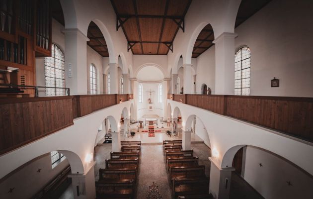 62858233 image Kirche von Oben