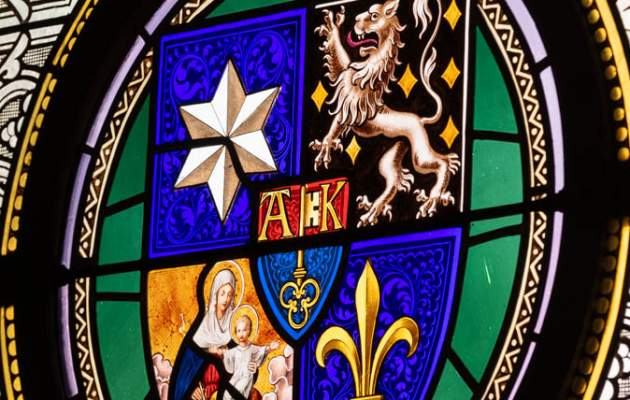 Wappen Glasfenster Chor